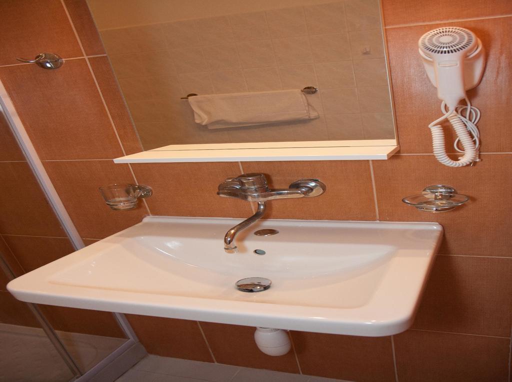 Hotel & Hostel Florian Πράγα Εξωτερικό φωτογραφία