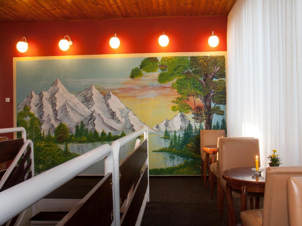 Hotel & Hostel Florian Πράγα Εξωτερικό φωτογραφία