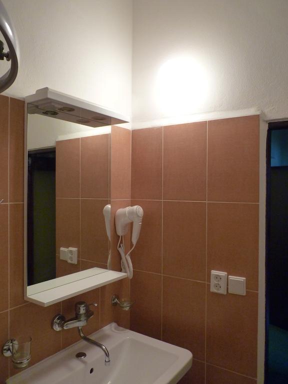 Hotel & Hostel Florian Πράγα Δωμάτιο φωτογραφία