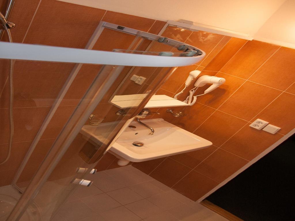 Hotel & Hostel Florian Πράγα Εξωτερικό φωτογραφία